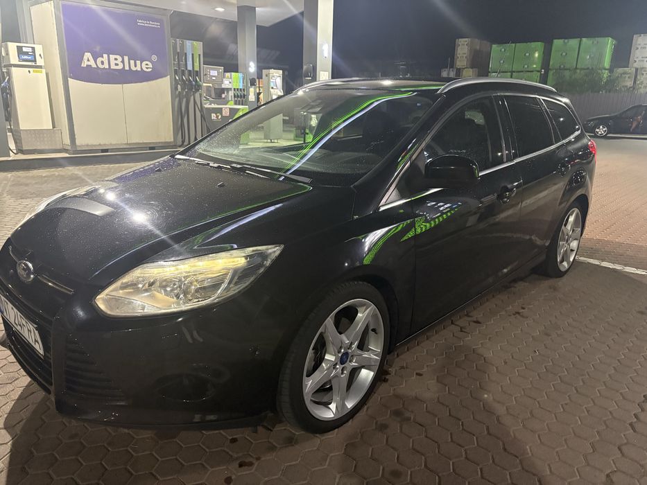 Vând Ford Focus 2011 1.6 eco boost