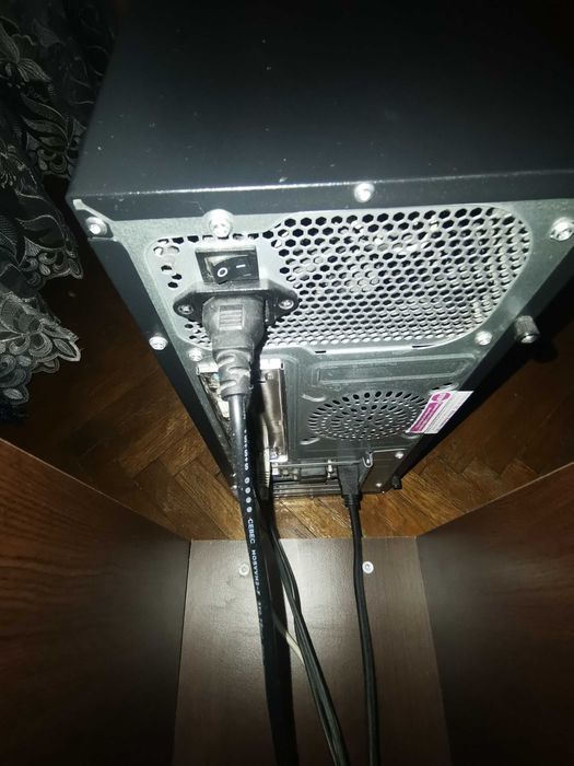 PC Gaming/Office Intel i3-4170, GTX 750 Ti, 8GB RAM, HDD 1TB, gata de utilizare