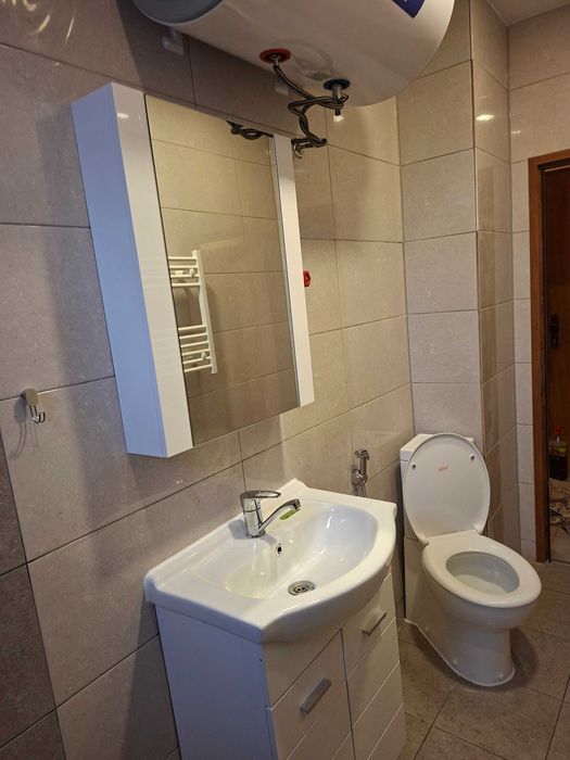 Изваршване на ватрешни и външни ремонти на апартаменти и къщи