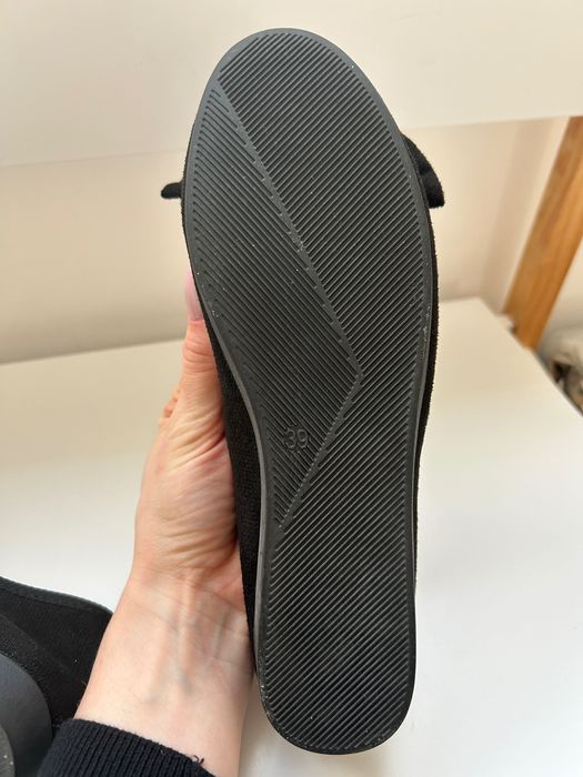 Черни, ниски обувки 39