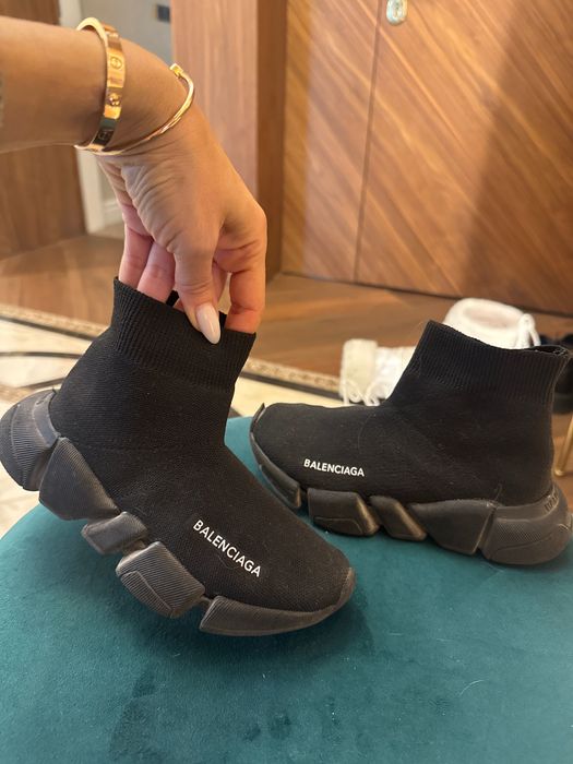 Дрехи и обувки  за момиче