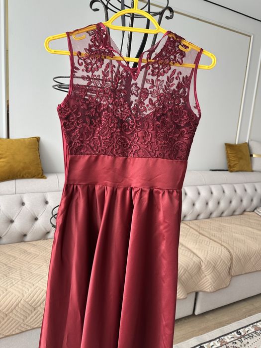 Продам выпускное платье