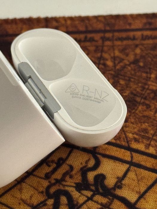 AirPods 4 ANC Originale, Stare Foarte buna, Garantie