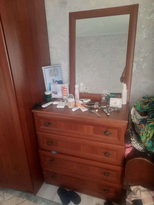 Срочно продам харошыи состаянын