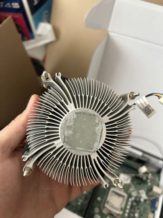 Комплект части за компютър и периферия