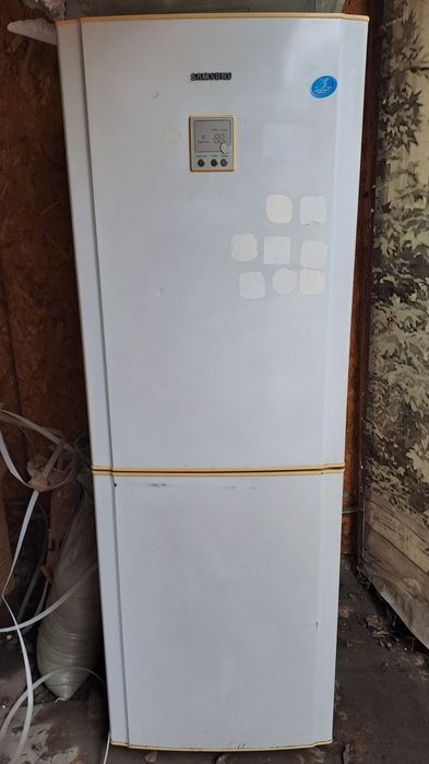 Продам холодильник б/у