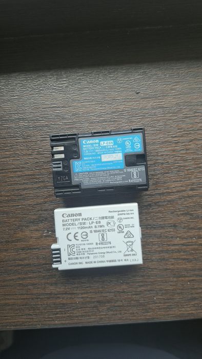 оригинальных аккумулятора Canon — LP-E6N и LP-E8
