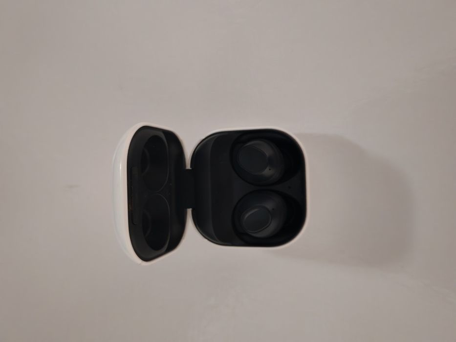 Продам galaxy buds FE