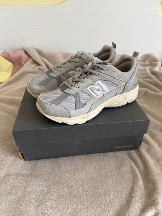 ЧИСТО НОВИ new balance 878