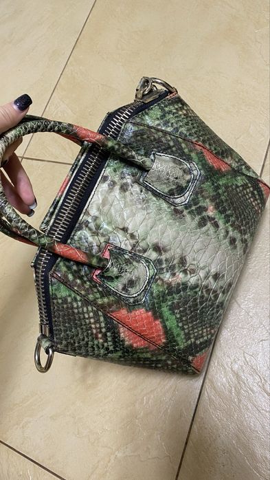 Продам сумку кожа