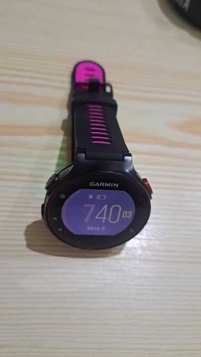 Garmin Forerunner 235