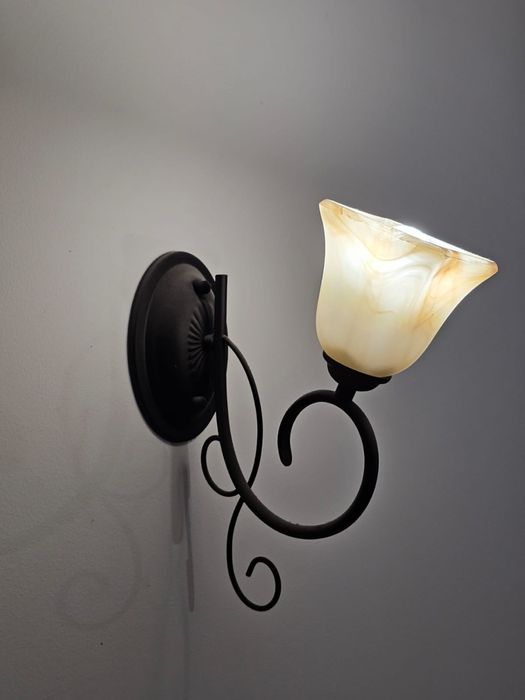 Продам стильное бра в зорошем состоянии