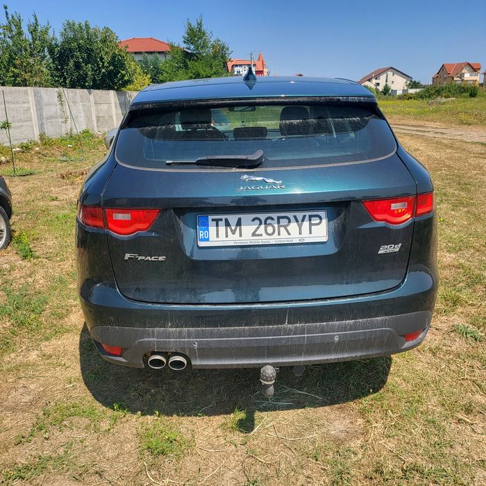Jaguar F Pace 2016