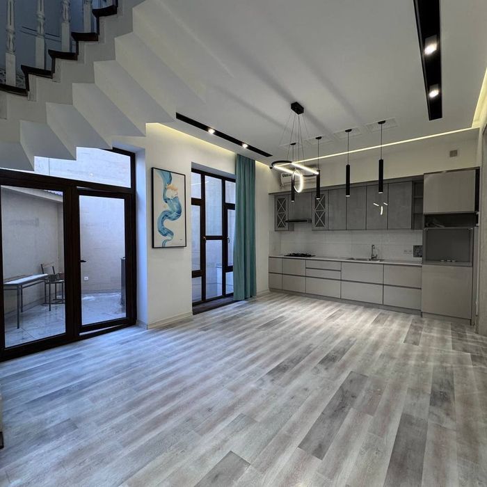 Срочно Срочно продаётся ЛЮКС Дом самом центре города