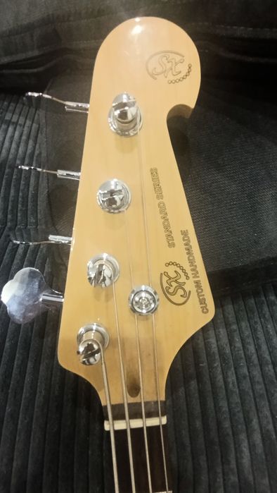 Електрически бас