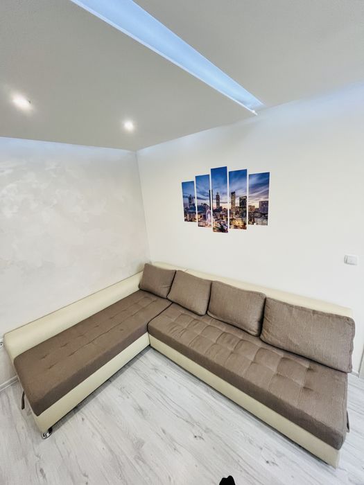 Ъглов диван (холова гарнитура)