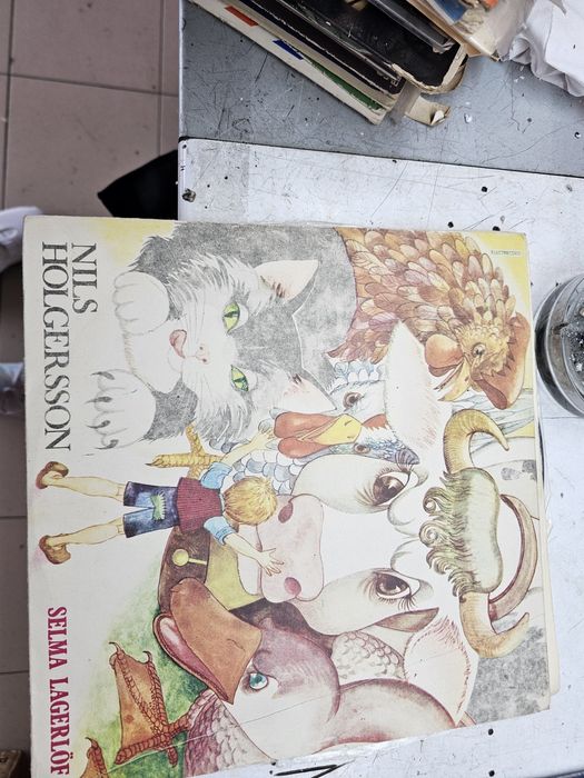 Vind viniluri vechi electrocord