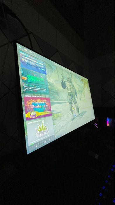 совсем новый Монитор Facecom 24' manitor