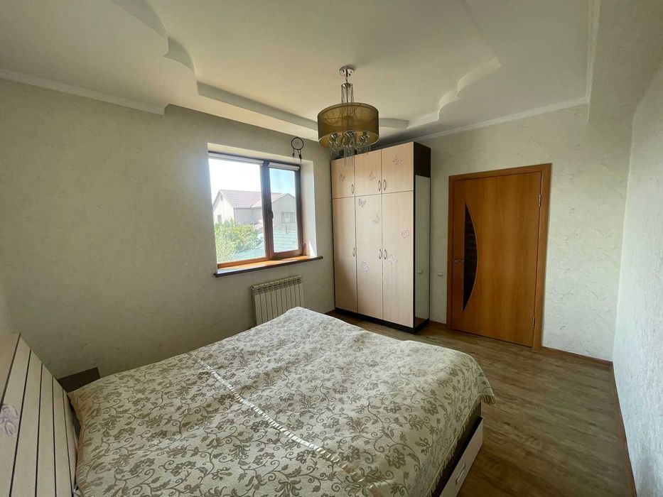 Коттедж в поселке Жаңа қуат