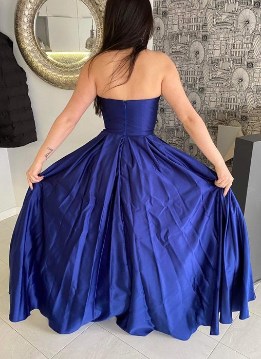 Официална рокля за бал