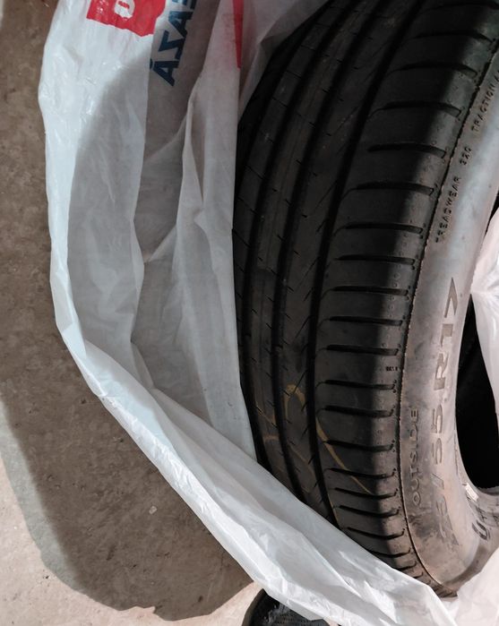 Vand set anvelope de vara Pirelli
