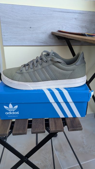 Маратонки Adidas 44 2/3