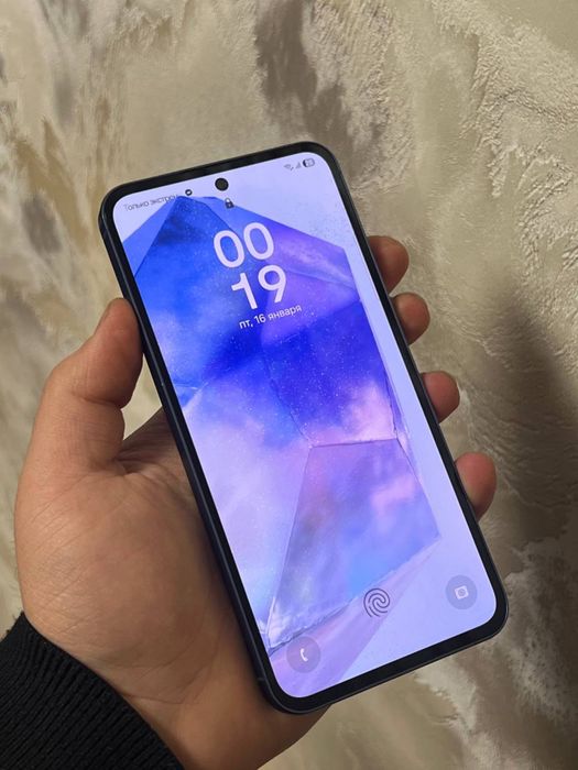 Galaxya a55 sotiladi