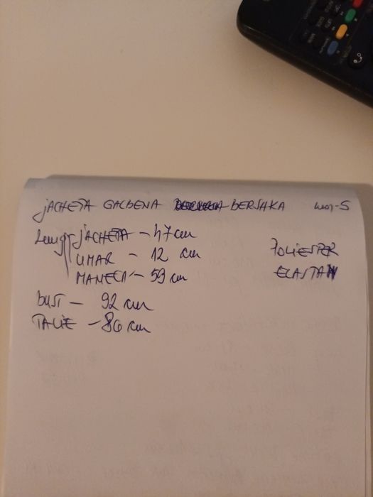 Jacheta galbena Bershka de femei  marimea S