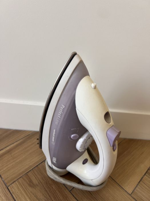 продам утюг за 2000