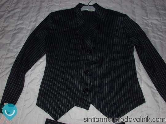 Елегантен тънък костюм - 15 лв.