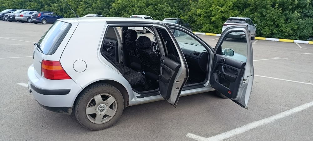 Volkswagen Golf 4