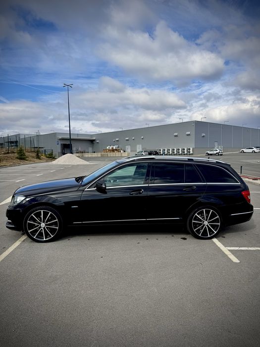 Mercedes-Benz C220 Avantgarde 7G-Tronic Plus