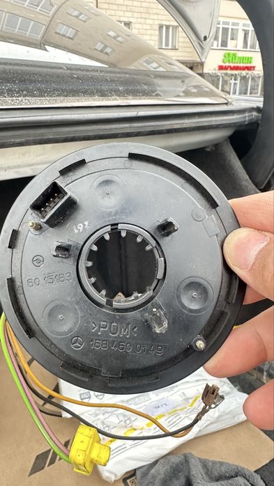 Продам Шлейф руля на мерс 210