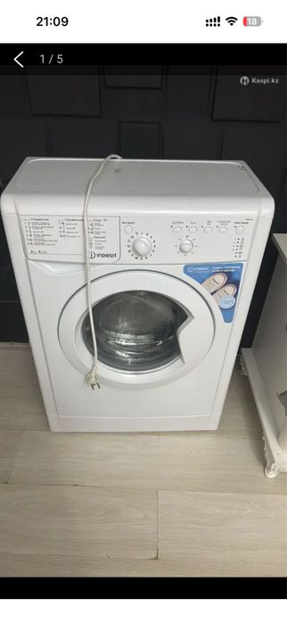 Стиральная машина Indesit