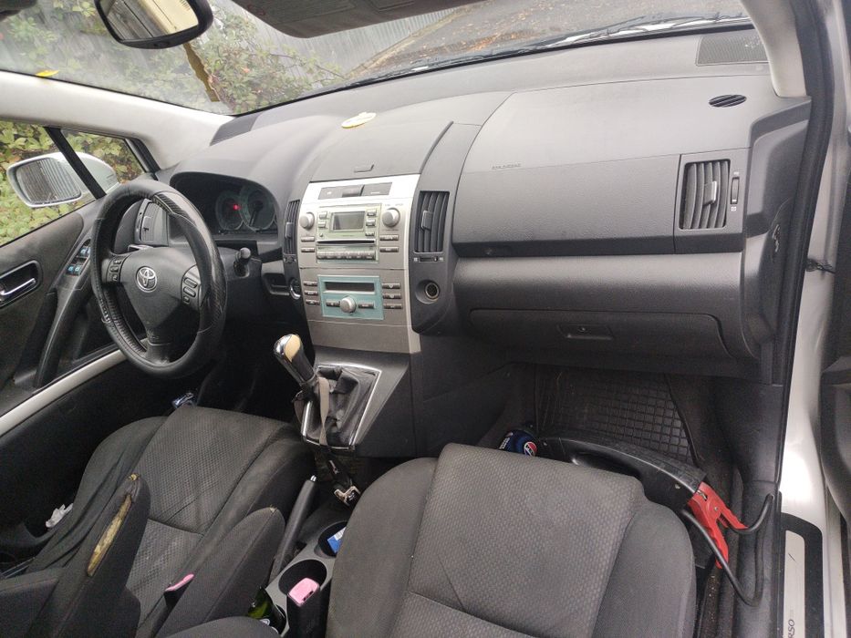 TOYOTA Corolla Verso 2007 — imagine 3