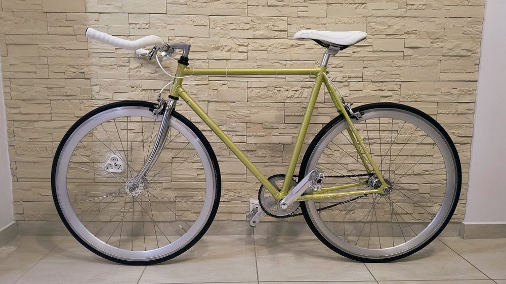 Vând bicicleta TAURU urbana modificată Sigle Speed Fixie