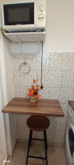 Garsonieră confortabilă în Titan, 300 EUR