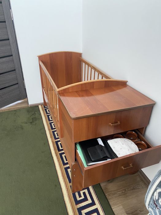 Детская кровать с колыбелькой