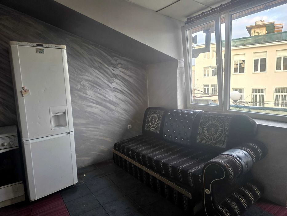 Дава се под наем Тристаен апартамент в Варна, Автогара - 100 кв.м за 269.28 € - Снимка #7