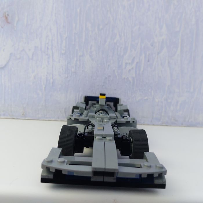 Продам lego машину!