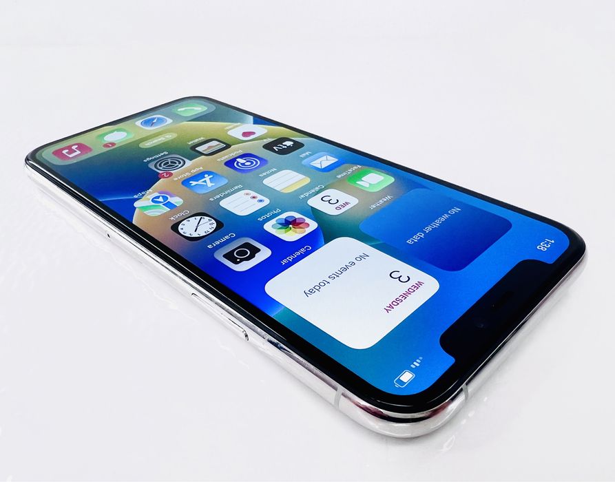 Apple iPhone 11 Pro 64GB Silver Отличен! Гаранция!