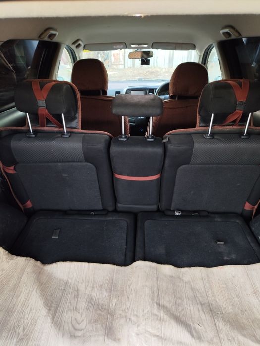 Тойота виш 1.8 объём