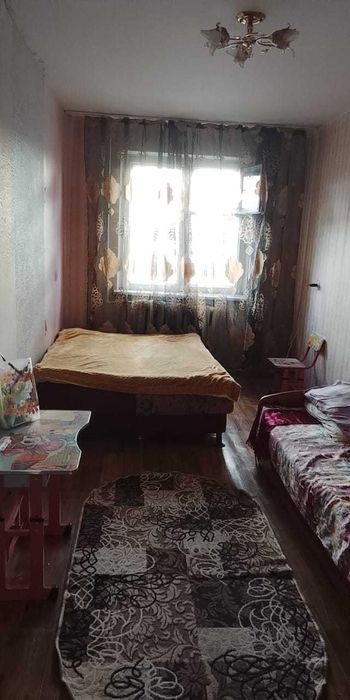 Продам 2-комн. квартиру возле УАК