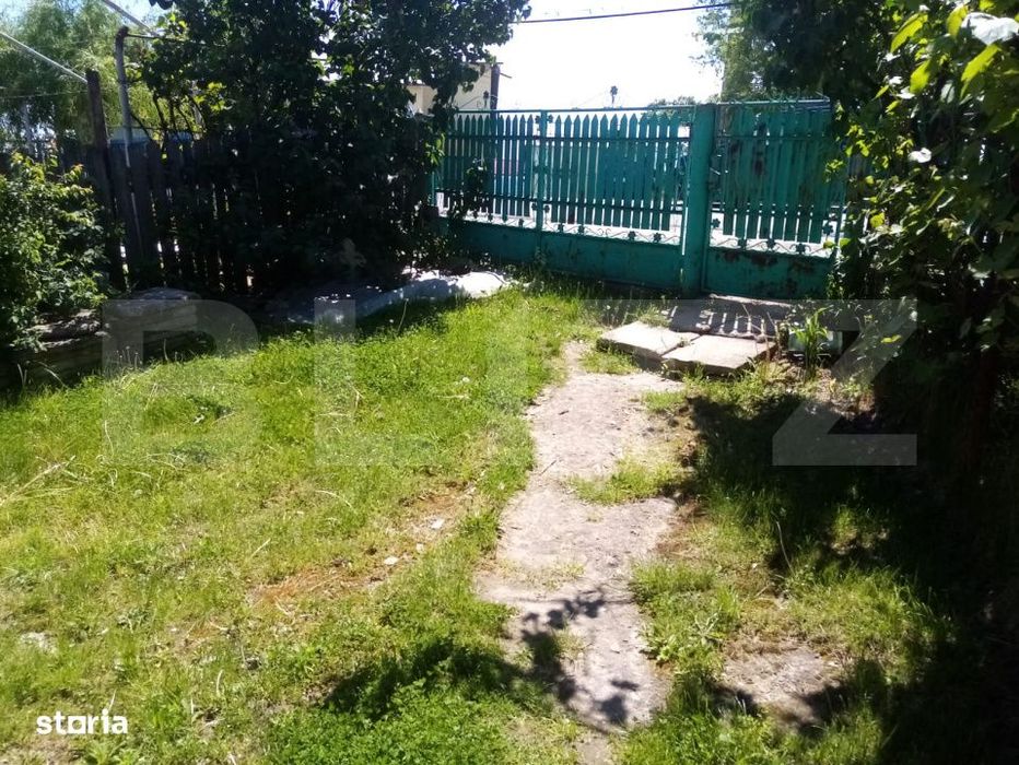 Teren intravilan suprafata 1700mp, utilitati pe teren , super privelis