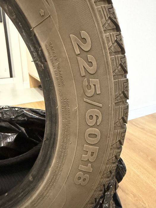 Колесо,размер-225/60R18