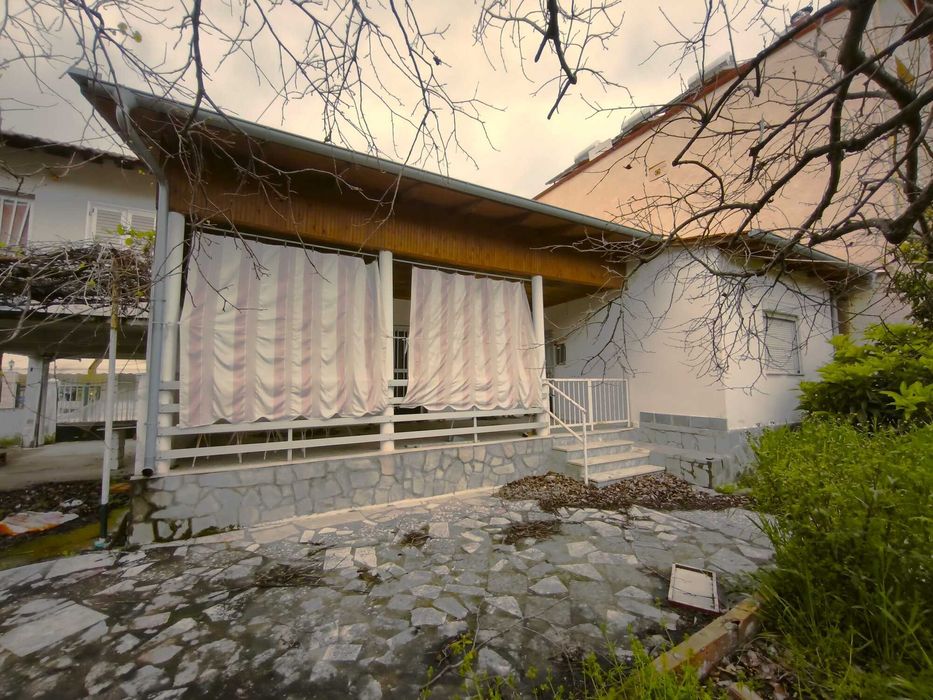 Продава къща на две нива до морето 93 м2 с двор 304 м2 в Порто Фино, Гърция