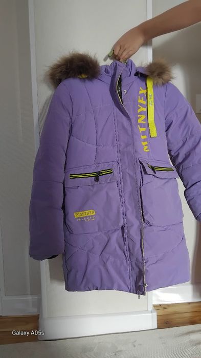 Куртка для девочек 8-10лет.