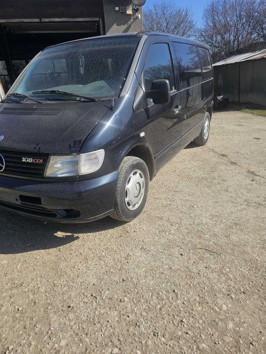 Dezmembrez Mercedes Vito 2.2 CDI 2003