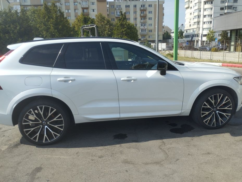Volvo XC60 R design