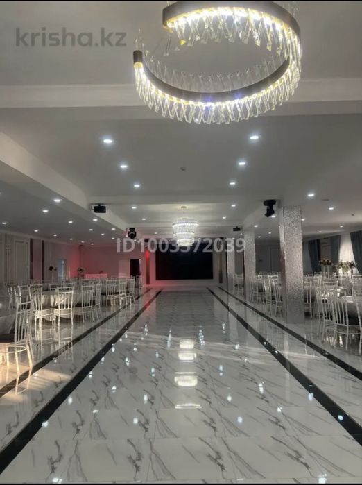 Действующий ресторан